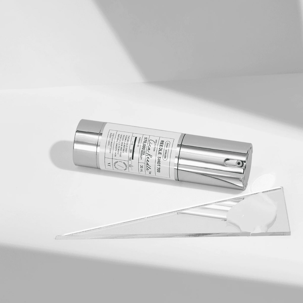 VT Reedle Shot 700 Essence 30ml Tratamiento Antimanchas