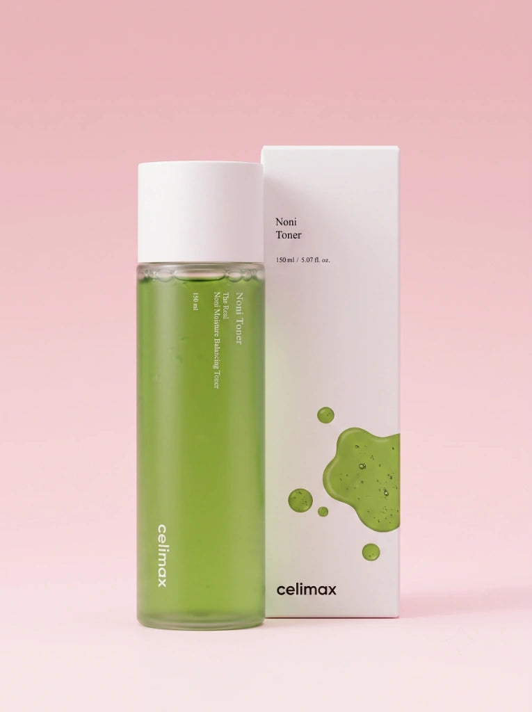 Celimax The Real Noni Moisture Balancing Toner. El frasco del tónico coreano exhibido junto a su empaque original.