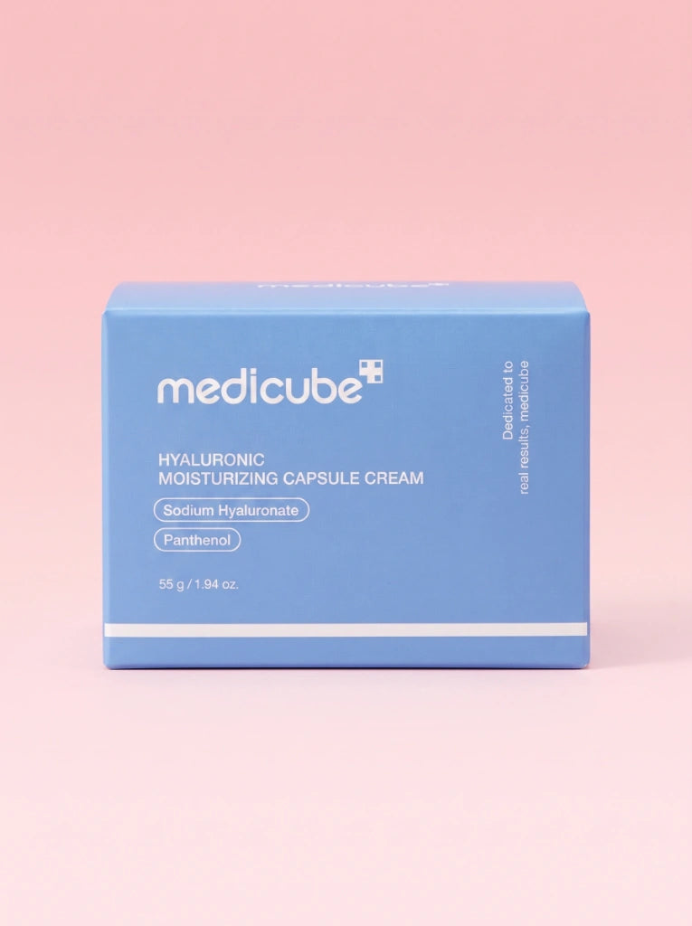 Medicube Hyaluronic Moisturizing Capsule Cream. Caja protectora exterior de la crema intensiva de ácido hialurónico.