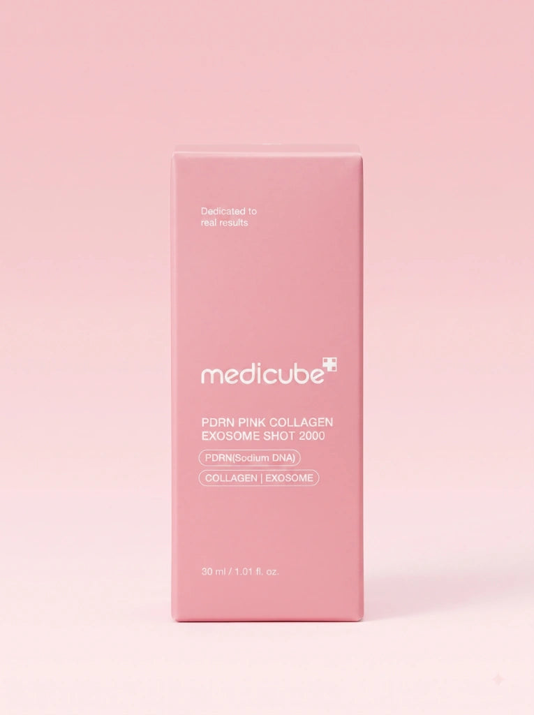 Medicube PDRN Pink Collagen Exosome Shot Serum 2000. Caja protectora exterior del tratamiento de colágeno.