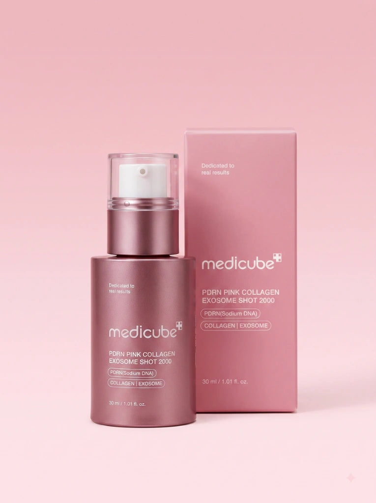 Medicube PDRN Pink Collagen Exosome Shot Serum 2000. Envase del sérum coreano junto a su caja original.