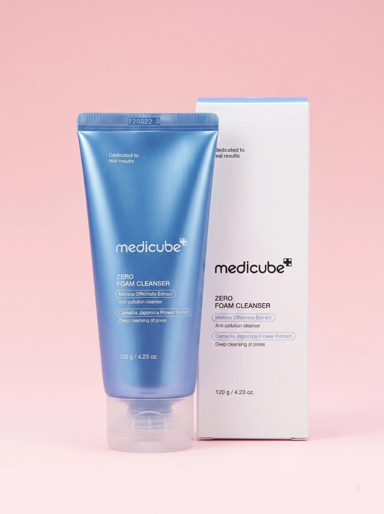 Medicube Zero Foam Cleanser. Envase de la espuma limpiadora junto a su caja original de empaque.