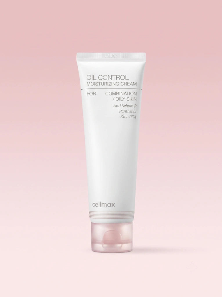 Celimax Oil Control Moisturizing Cream. Tubo de la crema facial matificante fotografiada en estudio.