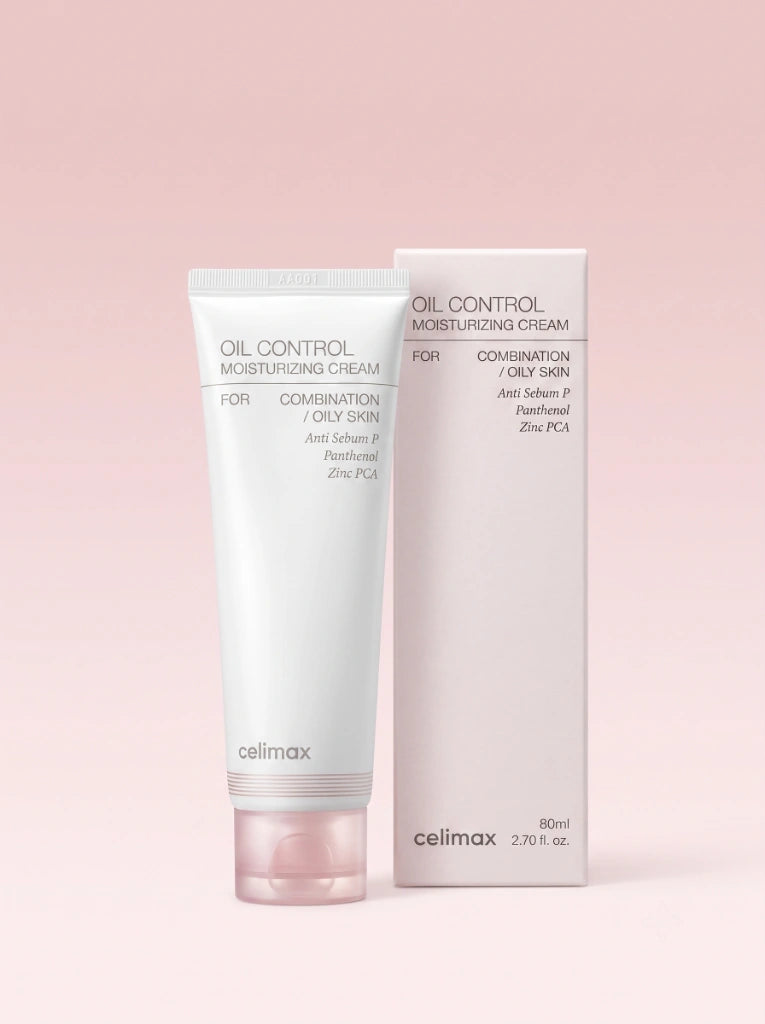 Celimax Oil Control Moisturizing Cream. El tubo de la crema ligera exhibido junto a su empaque original.