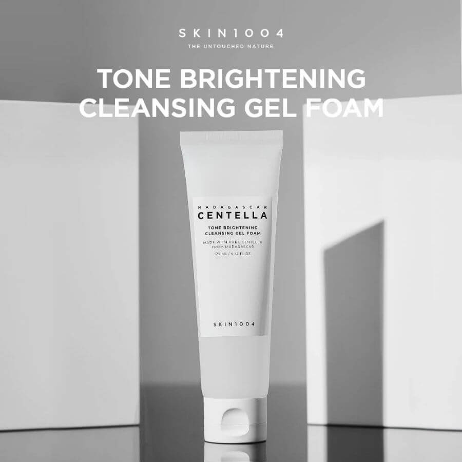 Jabón facial iluminador con Centella Asiática Skin1004